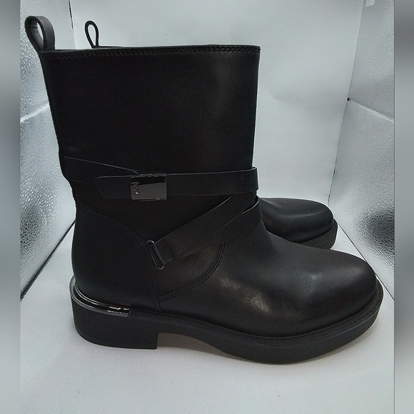 DKNY Taeta Platform Bootie SZ 11 - Picture 3 of 8